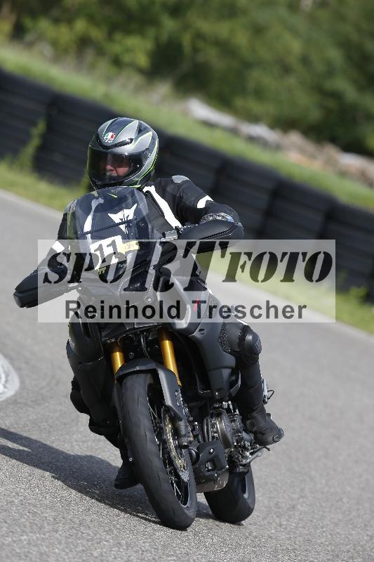 /Archiv-2025/53 16.09.2025 Track Day Domi Aegerter ADR/Gruppe gelb/11
